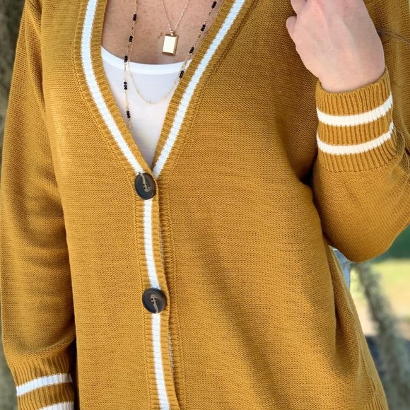 Double Zero Dark Mustard Cardigan Size S - Picture 1 of 7